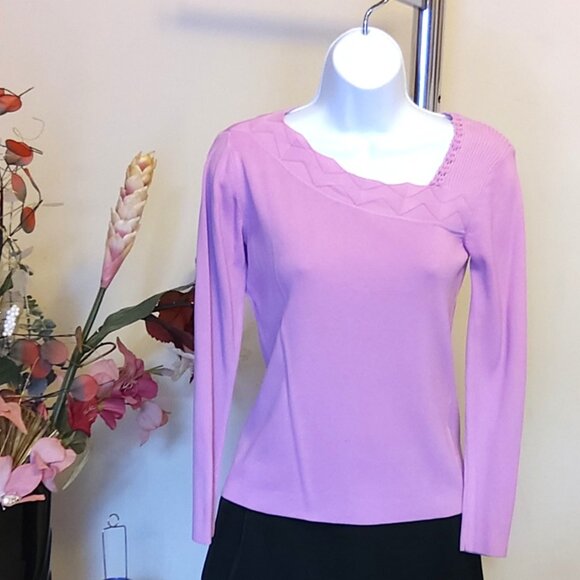 NWT Women’s Pink Lightweight Long Sleeve Cardigan Pullover Sweater 6, 8, 10 - Picture 3 of 6